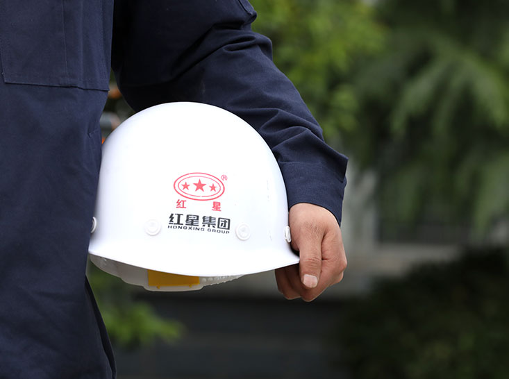 紅星機(jī)器開工忙，我們都是追夢(mèng)人！