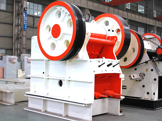 如何選取顎式破碎機(jī)的噬角？