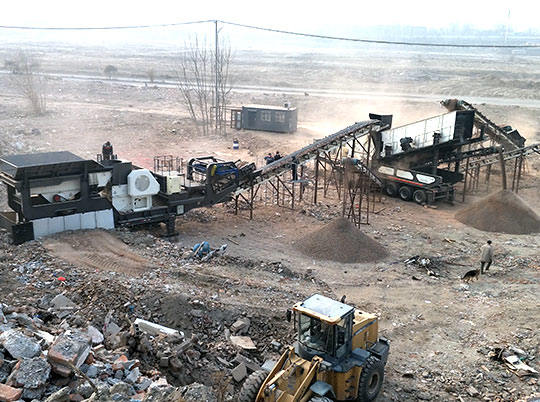 三大礦山齊降四季度對華鐵礦石報(bào)價(jià)